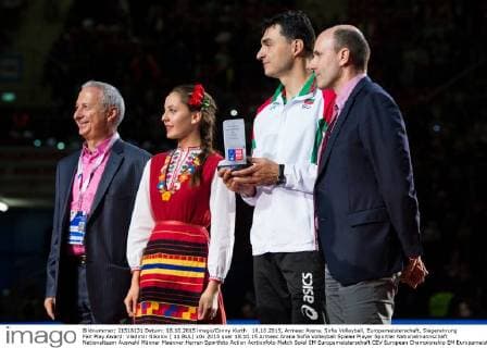 18.10.2015, Armeec Arena, Sofia Volleyball, Europameisterschaft, Siegerehrung Fair Play Award: Vladimir Nikolov ( 11 BUL)