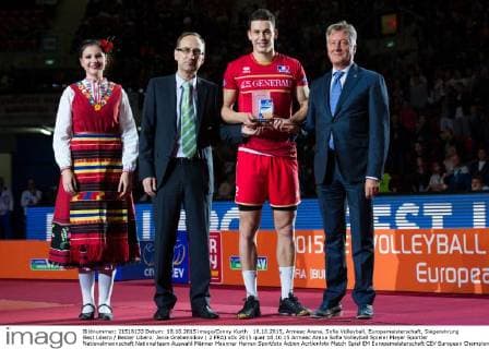18.10.2015, Armeec Arena, Sofia Volleyball, Europameisterschaft, Siegerehrung Best Libero Bester Libero: Jenia Grebennikov ( 2 FRA)
