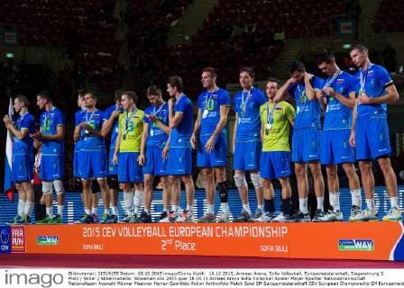 18.10.2015, Armeec Arena, Sofia Volleyball, Europameisterschaft, Siegerehrung 2. Platz Silber Silbermedaille: Slowenien