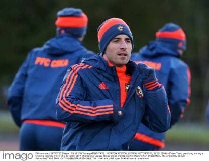 MOSCOW REGION, RUSSIA. OCTOBER 20, 2015. CSKA s Zoran Tosic practicing during a training session ahead of a 2015 16 UEFA Champions League Group Stage match against Manchester United ManU FC (England). Sergei Fadeichev TASS  TS010340