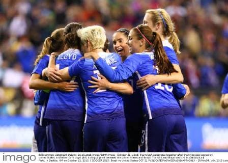 October 21, 2015: Team USA celebrates together after the tying goal scored by United States midfielder Carli Lloyd (10) during a game between the United States and Brazil. The USA and Brazil tied 1-1 at Century Link Field, in Seattle, WA on October 21, 2015. ( SOCCER 2015: Brazil vs United States OCT 21 - ZUMAc04_