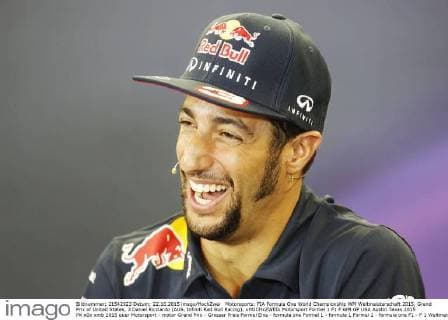 Motorsports: FIA Formula One World Championship WM Weltmeisterschaft 2015, Grand Prix of United States, 3 Daniel Ricciardo (AUS, Infiniti Red Bull Racing), xHOCHxZWEIx