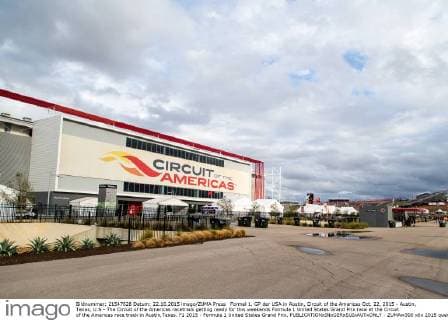 Formel 1, GP der USA in Austin, Circuit of the Americas Oct. 22, 2015 - Austin, Texas, U.S - The Circuit of the Americas racetrack getting ready for this weekends Formula 1 United States Grand Prix race at the Circuit of the Americas race track in Austin,Texas. F1 2015 - Formula 1 United States Grand Prix. - ZUMAw300