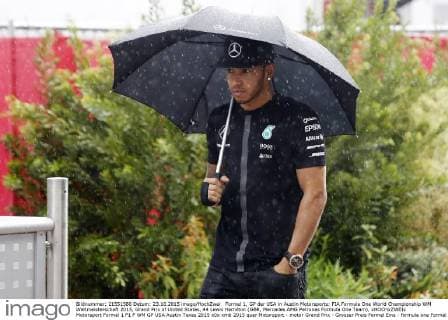 Formel 1, GP der USA in Austin Motorsports: FIA Formula One World Championship WM Weltmeisterschaft 2015, Grand Prix of United States, 44 Lewis Hamilton (GBR, Mercedes AMG Petronas Formula One Team), xHOCHxZWEIx