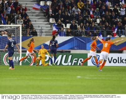 Fußball, Damen, Frankreich - Niederlande celebration (NED) deception Laetitia Philippe (France ) - Fußball, Nationalteam, Frankreich vs Niederlande - 23 10 2015 GwendolineLeGoff 