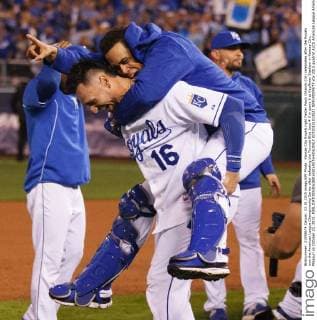Kansas City Royals right fielder Paulo Orlando (16) celebrates after the Royals won the American League Championship Series after defeating the Toronto Blue Jays 4-3 in game 6 at Kauffman Stadium in Kansas City, Missouri on October 23, 2015.  KCP20151023521 JEFFxMOFFETT