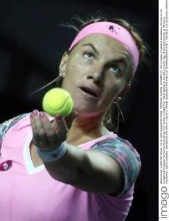 MOSCOW, RUSSIA. OCTOBER 24, 2015. Russia s Svetlana Kuznetsova services to her compatriot Anastasia Pavlyuchenkova during their women s single final match against at the 2015 Kremlin Cup tennis tournament, at Moscow s Olympiysky Sports Complex. Kuznetsova won with 6-2 and 6-1. Mikhail Japaridze TASS  TS010820