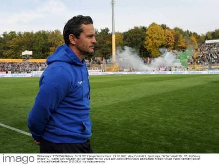 24.10.2015, xfux, Fussball 1. Bundesliga, SV Darmstadt 98 - VfL Wolfsburg, emspor v.l. Trainer Dirk Schuster (SV Darmstadt 98)