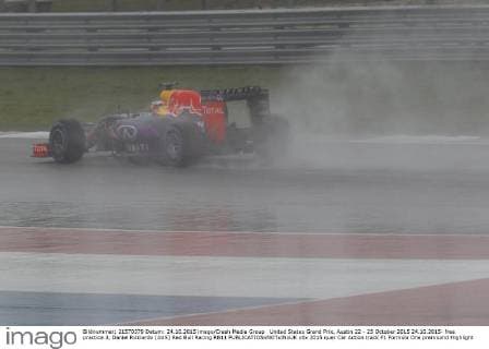 United States Grand Prix, Austin 22 - 25 October 2015 24.10.2015- free practice 3, Daniel Ricciardo (AUS) Red Bull Racing RB11 