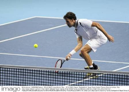 25.10.2015. Basel, Switzerland. Basel Swiss Indoor Tennis Championships. Day One. Robin Haase in action in the match between Robin Haase of the Netherlands and Benjamin Becker of Germany xDavidxEmmx  ActionPlus11675472
