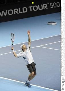 25.10.2015. Basel, Switzerland. Basel Swiss Indoor Tennis Championships. Day One. Benjamin Becker in action in the match between Robin Haase of the Netherlands and Benjamin Becker of Germany xDavidxEmmx  ActionPlus11675473