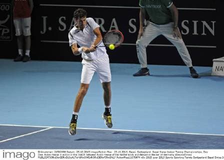 25.10.2015. Basel, Switzerland. Basel Swiss Indoor Tennis Championships. Day One. Robin Haase in action in the match between Robin Haase of the Netherlands and Benjamin Becker of Germany xDavidxEmmx  ActionPlus11675474