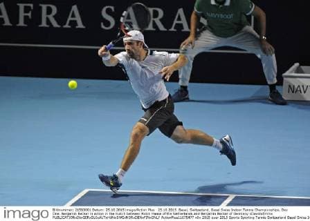 25.10.2015. Basel, Switzerland. Basel Swiss Indoor Tennis Championships. Day One. Benjamin Becker in action in the match between Robin Haase of the Netherlands and Benjamin Becker of Germany xDavidxEmmx  ActionPlus11675477
