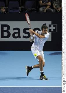 25.10.2015. Basel, Switzerland. Basel Swiss Indoor Tennis Championships. Day One. Robin Haase in action in the match between Robin Haase of the Netherlands and Benjamin Becker of Germany xDavidxEmmx  ActionPlus11675484