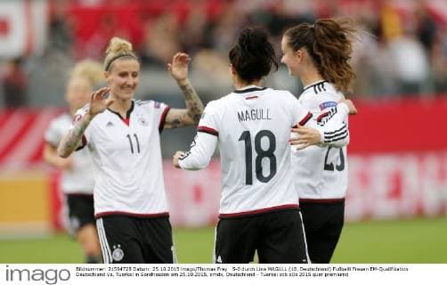 5-0 durch Lina MAGULL (18, Deutschland) Fußballl Frauen EM-Qualifikation Deutachland Vs. Tuerkei in Sandhausen am 25.10.2015, xmdx, Deutschland - Tuerkei