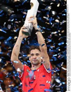 TENNIS - ATP Tennis Herren Erste Bank Open 2015 VIENNA,AUSTRIA,25.OCT.15 - TENNIS - ATP World Tour, Erste Bank Open, award ceremony. keywords: trophy. Image shows the rejoicing of David Ferrer (ESP). GEPAxpictures xMarioxKneisl
