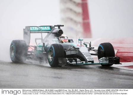 Oct. 25, 2015 - Austin, Texas, U.S - Mercedes driver LEWIS HAMILTON (44) of Great Britain in action during the qualifying session of the Formula 1 United States Grand Prix race at the Circuit of the Americas race track in Austin,Texas. F1 2015 - Formula 1 United States Grand Prix. - ZUMAw300