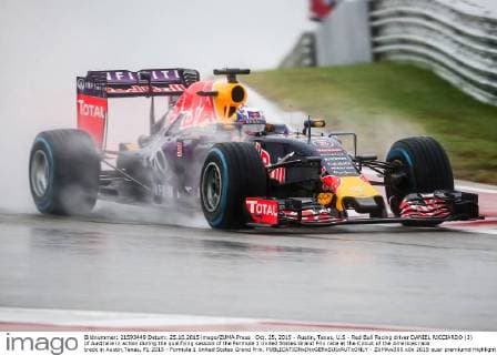 Oct. 25, 2015 - Austin, Texas, U.S - Red Bull Racing driver DANIEL RICCIARDO (3) of Australia in action during the qualifying session of the Formula 1 United States Grand Prix race at the Circuit of the Americas race track in Austin,Texas. F1 2015 - Formula 1 United States Grand Prix. - ZUMAw300