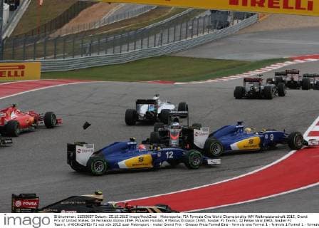 Motorsports: FIA Formula One World Championship WM Weltmeisterschaft 2015, Grand Prix of United States, 14 Fernando Alonso (ESP, McLaren Honda), 9 Marcus Ericsson (SWE, Sauber F1 Team), 12 Felipe Nasr (BRA, Sauber F1 Team), xHOCHxZWEIx