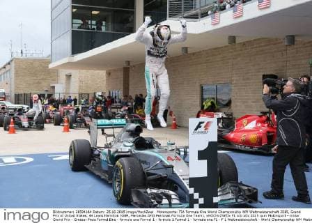 Motorsports: FIA Formula One World Championship WM Weltmeisterschaft 2015, Grand Prix of United States, 44 Lewis Hamilton (GBR, Mercedes AMG Petronas Formula One Team), xHOCHxZWEIx