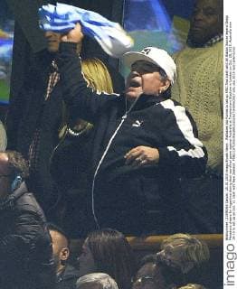Wallabies top Pumas to set up RWC final clash with All Blacks Soccer legend Diego Maradona cheers for Argentina during their semifinal game against Australia at Twickenham Stadium in London on Oct. 25, 2015. Australia won 29-15 to set up an Oct. 31 clash with New Zealand. 