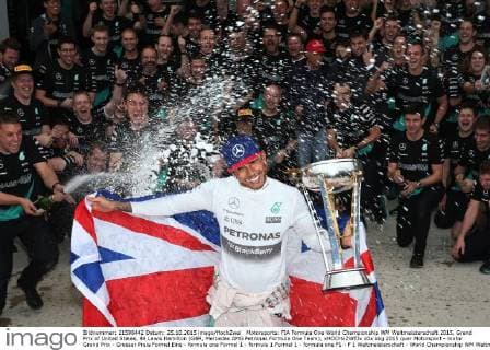 Motorsports: FIA Formula One World Championship WM Weltmeisterschaft 2015, Grand Prix of United States, 44 Lewis Hamilton (GBR, Mercedes AMG Petronas Formula One Team), xHOCHxZWEIx