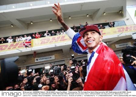 Motorsports: FIA Formula One World Championship WM Weltmeisterschaft 2015, Grand Prix of United States, 44 Lewis Hamilton (GBR, Mercedes AMG Petronas Formula One Team), xHOCHxZWEIx