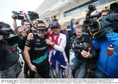 Motorsports: FIA Formula One World Championship WM Weltmeisterschaft 2015, Grand Prix of United States, 44 Lewis Hamilton (GBR, Mercedes AMG Petronas Formula One Team), xHOCHxZWEIx