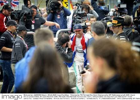 Motorsports: FIA Formula One World Championship WM Weltmeisterschaft 2015, Grand Prix of United States, 44 Lewis Hamilton (GBR, Mercedes AMG Petronas Formula One Team), xHOCHxZWEIx