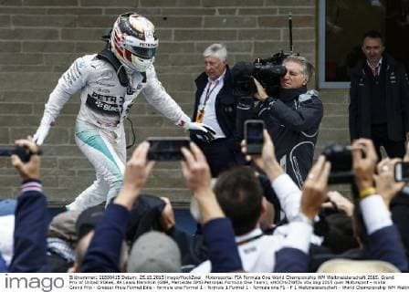 Motorsports: FIA Formula One World Championship WM Weltmeisterschaft 2015, Grand Prix of United States, 44 Lewis Hamilton (GBR, Mercedes AMG Petronas Formula One Team), xHOCHxZWEIx
