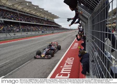 Motorsports: FIA Formula One World Championship WM Weltmeisterschaft 2015, Grand Prix of United States, 33 Max Verstappen (NLD, Scuderia Toro Rosso), xHOCHxZWEIx