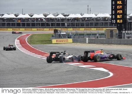 Motorsports: FIA Formula One World Championship WM Weltmeisterschaft 2015, Grand Prix of United States, 27 Nico Hulkenberg (GER, Sahara Force India F1 Team), 3 Daniel Ricciardo (AUS, Infiniti Red Bull Racing), xHOCHxZWEIx