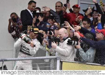 Motorsports: FIA Formula One World Championship WM Weltmeisterschaft 2015, Grand Prix of United States, 44 Lewis Hamilton (GBR, Mercedes AMG Petronas Formula One Team), xHOCHxZWEIx