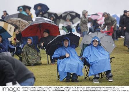 Motorsports: FIA Formula One World Championship WM Weltmeisterschaft 2015, Grand Prix of United States, fans xHOCHxZWEIx