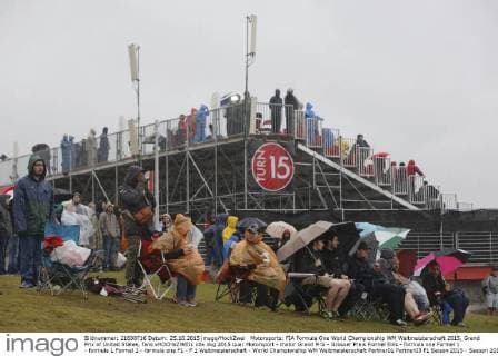Motorsports: FIA Formula One World Championship WM Weltmeisterschaft 2015, Grand Prix of United States, fans xHOCHxZWEIx