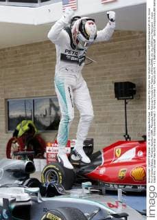 Motorsports: FIA Formula One World Championship WM Weltmeisterschaft 2015, Grand Prix of United States, 44 Lewis Hamilton (GBR, Mercedes AMG Petronas Formula One Team), xHOCHxZWEIx