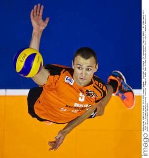 Volleyball, BR Volleys - TV Ingersoll Bühl Volleyball Berlin 25.10.2015 Saison 2015 2016 DVL 1. Bundesliga Berlin recycling Volleys vs TV Ingersoll Bühl Buehl 3:0 Paul Lotman (Berlin, No.09)