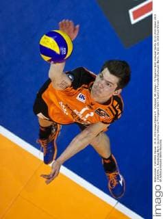 Volleyball, BR Volleys - TV Ingersoll Bühl Volleyball Berlin 25.10.2015 Saison 2015 2016 DVL 1. Bundesliga Berlin recycling Volleys vs TV Ingersoll Bühl Buehl 3:0 Tsimafei Zhukouski (Berlin, No.11)