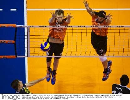 Volleyball, BR Volleys - TV Ingersoll Bühl Volleyball Berlin 25.10.2015 Saison 2015 2016 DVL 1. Bundesliga Berlin recycling Volleys vs TV Ingersoll Bühl Buehl 3:0 Paul Carroll (Berlin, No.12) Nicolas Le Goff (Berlin, No.07)