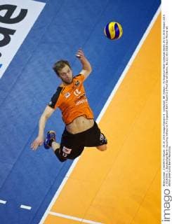 Volleyball, BR Volleys - TV Ingersoll Bühl Volleyball Berlin 25.10.2015 Saison 2015 2016 DVL 1. Bundesliga Berlin recycling Volleys vs TV Ingersoll Bühl Buehl 3:0 Paul Carroll (Berlin, No.12)