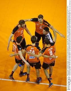 Volleyball, BR Volleys - TV Ingersoll Bühl Volleyball Berlin 25.10.2015 Saison 2015 2016 DVL 1. Bundesliga Berlin recycling Volleys vs TV Ingersoll Bühl Buehl 3:0 Team Berlin Jubel Tsimafei Zhukouski (Berlin, No.11) Thomas Kmet (Berlin, No.14) Paul Lotman (Berlin, No.09) Erik Shoji (Berlin, No.02) Robert Kromm (Berlin, No.03) Paul Carroll (Berlin, No.12)