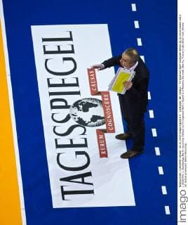 Volleyball, BR Volleys - TV Ingersoll Bühl Volleyball Berlin 25.10.2015 Saison 2015 2016 DVL 1. Bundesliga Berlin recycling Volleys vs TV Ingersoll Bühl Buehl 3:0 Roberto Serniotti (Berlin, Trainer)