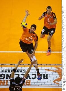 Volleyball, BR Volleys - TV Ingersoll Bühl Volleyball Berlin 25.10.2015 Saison 2015 2016 DVL 1. Bundesliga Berlin recycling Volleys vs TV Ingersoll Bühl Buehl 3:0 Nicolas Le Goff (Berlin, No.07) Buchegger, Paul (Bühl, No.17)
