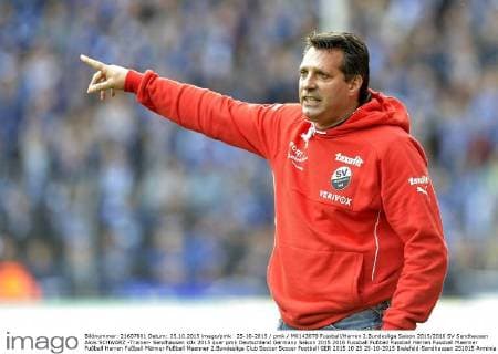 25-10-2015 pmk MX143070 Fussball Herren 2.Bundesliga Saison 2015 2016 SV Sandhausen Alois SCHWARZ -Trainer- Sandhausen