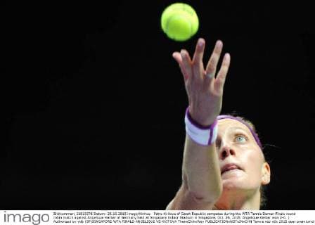 Petra Kvitova of Czech Republic competes during the WTA Tennis Damen Finals round robin match against Angelique Kerber of Germany held at Singapore Indoor Stadium in Singapore, Oct. 26, 2015. Angelique Kerber won 2-0. ) Authorized by ytfs (SP)SINGAPORE-WTA FINALS-ANGELIQUE VS KVITOVA ThenxChihxWey 