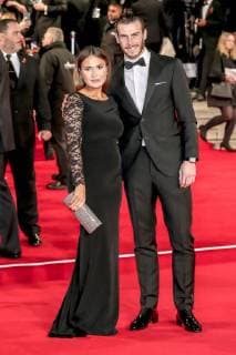 Gareth Bale mit Freundin Emma Rhys-Jones bei der Weltpremiere des Kinofilms James Bond 007 - Spectre in der Royal Albert Hall. London, 26.10.2015 Foto:xD.xBedrosianx xFuturexImage