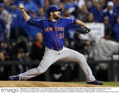 New York Mets starting pitcher Matt Harvey throws agains the Kansas City Royals during the first inning in game 1 of the World Series at Kauffman Stadium in Kansas City, Missouri on October 27, 2015. The Royals will play the New York Mets in the 2015 World.  KCP2015102710 JEFFxMOFFETT