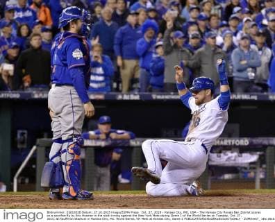 Oct. 27, 2015 - Kansas City, MO, USA - The Kansas City Royals Ben Zobrist scores on a sacrifice fly by Eric Hosmer in the sixth inning against the New York Mets during Game 1 of the World Series on Tuesday, Oct. 27, 2015, at Kauffman Stadium in Kansas City, Mo. World Series, NY Mets at Kansas City, Game 1 - ZUMAm67_