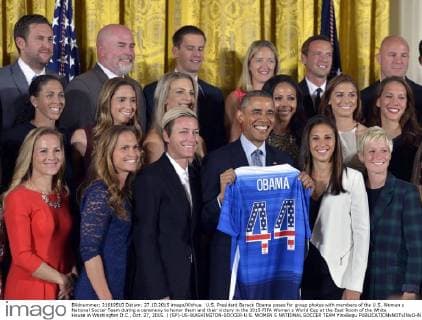 U.S. President Barack Obama poses for group photos with members of the U.S. Women s National Soccer Team during a ceremony to honor them and their victory in the 2015 FIFA Women s World Cup at the East Room of the White House in Washington D.C., Oct. 27, 2015. ) (SP)-US-WASHINGTON-SOCCER-U.S. WOMEN S NATIONAL SOCCER TEAM YinxBogu 