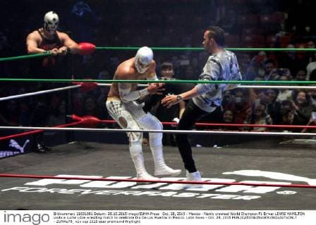 Oct. 28, 2015 - Mexico - Newly crowned World Champion F1 Driver LEWIS HAMILTON visits a Luche Libre wrestling match to celebrate Dia De Los Muertos in Mexico. Latin News - Oct. 28, 2015  - ZUMAu78_